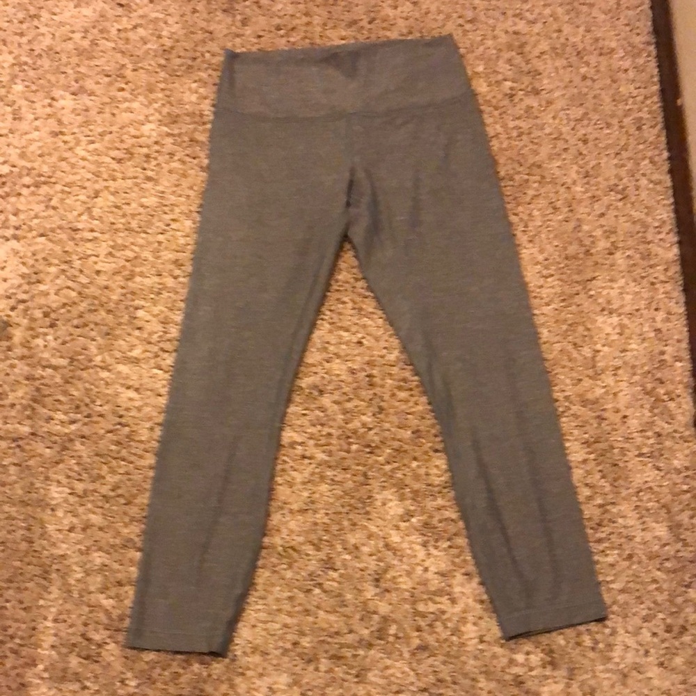 lululemon, crop leggings.
